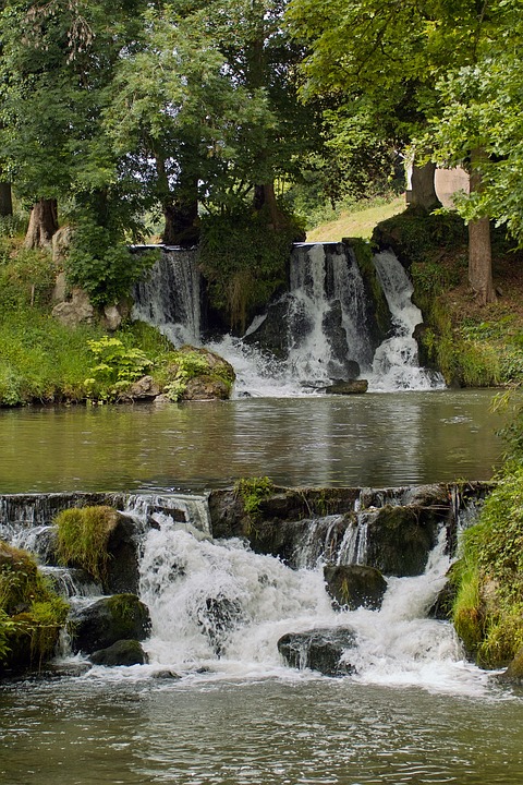 cascade à proximité autour de moi