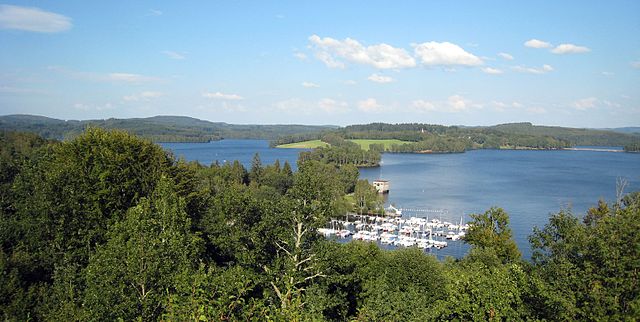 lac à proximité autour de moi