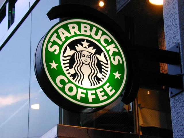 starbucks à proximité autour de moi